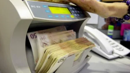 Preşedinte CEC Bank: Creditarea populaţiei este RISCANTĂ, oamenii au situaţii DISPERATE