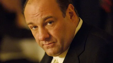 A MURIT interpretul celebrului MAFIOT Tony Soprano