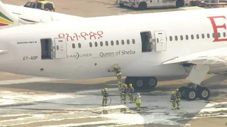 Aeroportul Heathrow din Londra închis, după ce un avion a luat foc FOTO