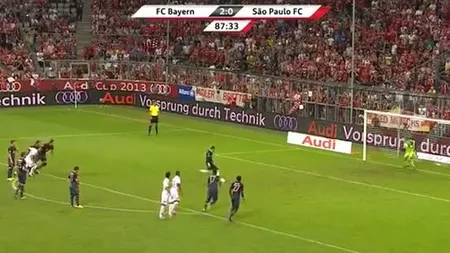 Portarul golgeter a dat greş în Europa. Rogerio Ceni a ratat în penalty, contra lui Bayern VIDEO