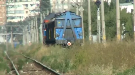 A plătit scump pentru poza perfectă: S-a urcat pe tren şi s-a electrocutat