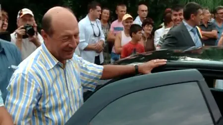 Băsescu: Ies din politică doar cu picioarele înainte