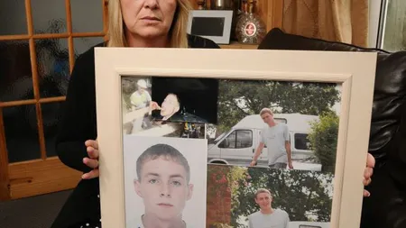 O mamă îndurerată a mers la poliţie să ia hainele fiului mort. Ce a primit în schimb a ÎNGROZIT-O