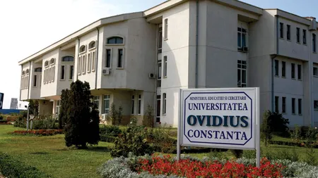 Rectorul şi prorectorul Universităţii 