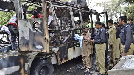 Pakistan: cel puţin 17 morţi şi 40 de răniţi în explozia unui autobuz