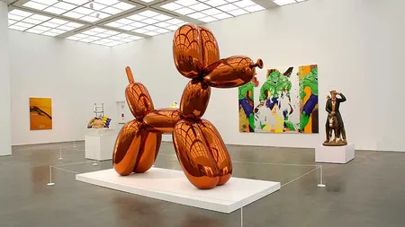 Sculptură în forma unui câine, de Jeff Koons, estimată la 55 milioane de dolari, scoasă la licitaţie