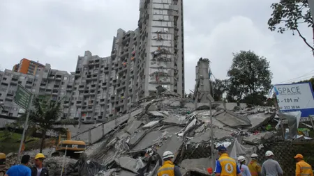 11 persoane, prinse sub dărâmăturile unei clădiri prăbuşite în Columbia