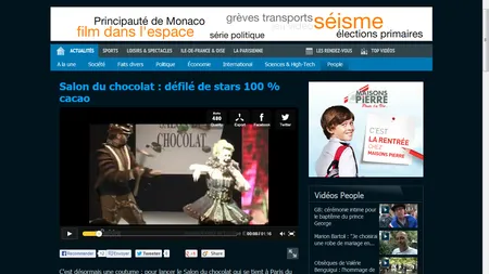 Pe podiumul de modă: Manechinele au defilat la Paris în ROCHII DULCI VIDEO