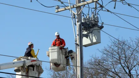 Enel întrerupe alimentarea cu energie electrică pe mai multe străzi din Bucureşti şi Ilfov