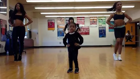 Mai tare ca Beyonce: O fetiţă de 2 ani dansează într-un mod incredibil VIDEO