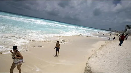 Avertizare de uragan emisă pentru o parte din coasta americană a Golfului Mexic
