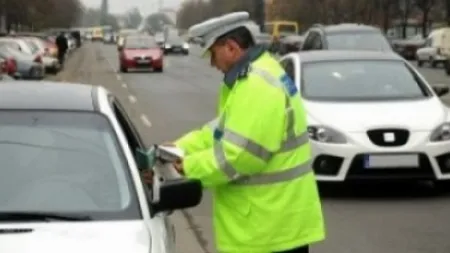 O tonă de feroaliaj pentru oţeluri speciale, descoperită într-un autoturism