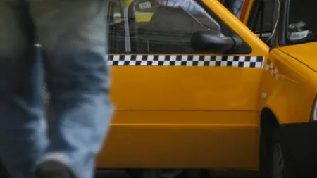 CURSA GROAZEI. Doi cetăţeni străini au fost TÂLHĂRIŢI de un taximetrist, în Capitală