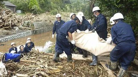 Taifunul Wipha, care a măturat Japonia, a ucis 24 de persoane
