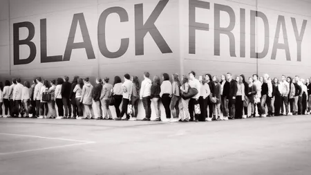 BLACK FRIDAY 2013: Lista magazinelor care oferă reduceri pentru VINEREA NEAGRĂ