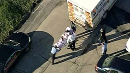ATAC ARMAT într-un liceu din Pittsburgh, SUA. Trei persoane au fost împuşcate