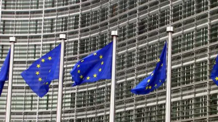 EUROSTAT: Românii, principalii beneficiari ai cetăţeniei unui alt stat membru al UE în 2011