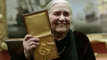 Doris Lessing, laureată a Premiului Nobel, a murit