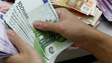 Un bărbat, reţinut după ce a fost prins când lua 80.000 euro ca să intervină pentru o persoană arestată