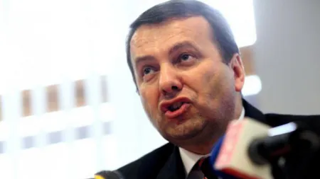 Ialomiţianu: Guvernul taie din investiţii ca să redreseze dezastrul de la încasările bugetare