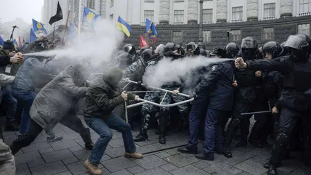 Manifestaţii de amploare în Ucraina, cel mai mare protest de la Revoluţia Portocalie din 2004