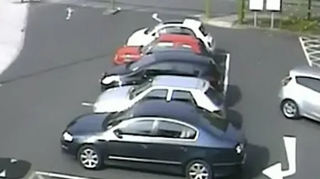 Sunt britanicii cei mai proşti şoferi? Vezi ce poate să facă unul dintre ei, într-o parcare VIDEO