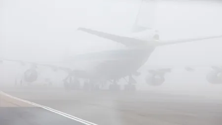 Curse aeriene ce ar fi urmat să aterizeze pe Aeroportul Otopeni, deviate la Constanţa din cauza ceţii