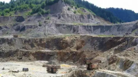 Exploatări de aur cu ceanuri la Certej: Compania canadiană care deţine mina a primit un aviz de mediu