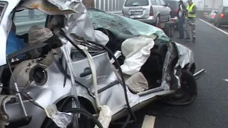 CARAMBOL cu zeci de maşini, pe A1, în judeţul Alba. Cine este responsabil pentru accident VIDEO