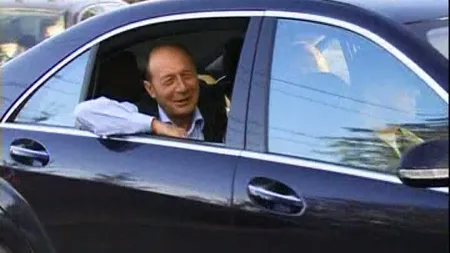 Traian Băsescu petrece de Anul Nou la Predeal VIDEO