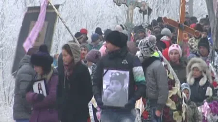 Durere fără margini în familia copilei de 15 ani. Eleva din Bacău, condusă pe ultimul drum