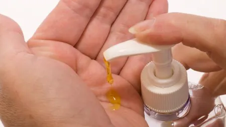 Alertă: Autorităţile atrag atenţia că SĂPUNURILE ANTIBACTERIENE sunt TOXICE pentru oameni