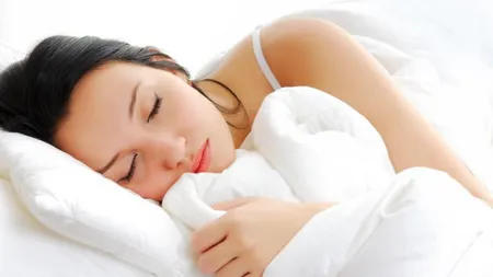 Pasta de dinţi mentolată poate afecta somnul. Vezi ce trebuie să eviţi înainte să adormi