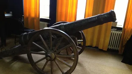 Tun pe afet, găsit în curtea unui preot din Harghita