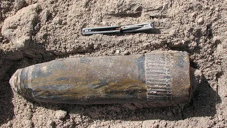 Un ţăran chinez a păstrat două BOMBE sub pat timp de 25 de ani