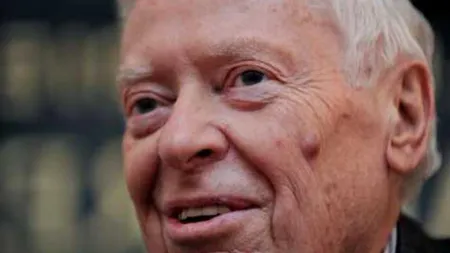 A decedat jurnalistul şi scriitorul belgian Yvon Toussaint