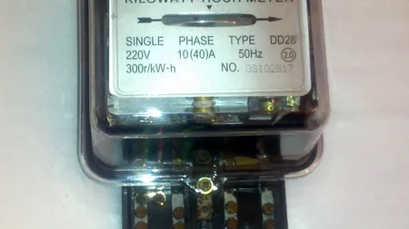 Cum încearcă românii să FURE curent electric. Vezi metodele folosite