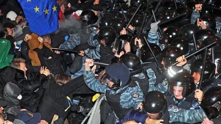 MAE recomandă cetăţenilor ROMÂNI să NU PARTICIPE la manifestaţiile din Ucraina