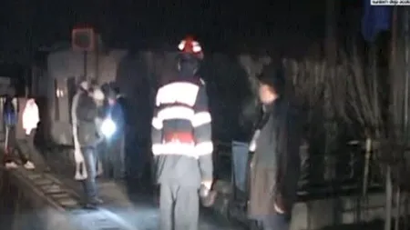 Un şofer a rupt cu maşina o ţeavă de gaz şi a fugit de la locul accidentului VIDEO