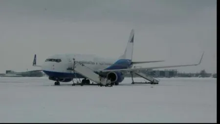 STEAUA, blocată 5 ore în aeroport, din cauza zăpezii: 