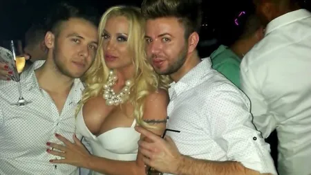 Bătaie cu sticle şi scaune pentru o blondă voluptoasă de la noi