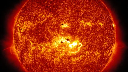 Prima erupţie solară importantă din acest an. Urmează furtuni geomagnetice VIDEO