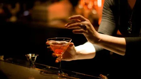 Cum influenţează părinţii consumul de alcool al adolescenţilor