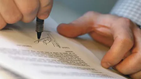 Declaraţii ULUITOARE. Cum FURĂ companiile de asigurări statul şi clienţii