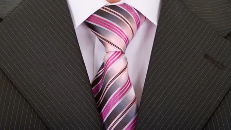 STUDIU: Cercetătorii suedezi au descoperit că există 177.147 de moduri de a face un nod la cravată