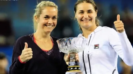 Tenis: Monica Niculescu şi Klara Zakopalova, calificate în sferturile probei de dublu la Doha