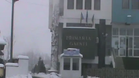 Culmea cheltuirii banilor publici: Lift pentru o primărie cu un singur etaj CAMERA ASCUNSĂ