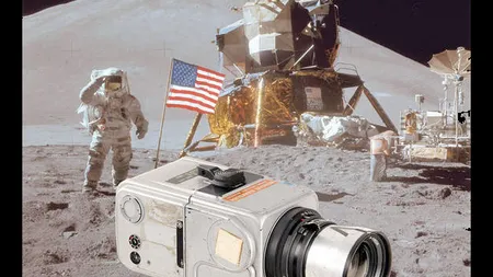 Singurul aparat foto adus de pe Lună pe Pământ s-a vândut la licitaţie cu o sumă imensă