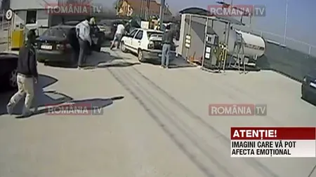 VIOLENŢĂ EXTREMĂ. Bătaie ca-n filme, cu săbii şi bâte, într-o benzinărie de lângă Capitală VIDEO