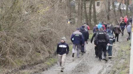 Tragedie: Copilul dispărut în Caraş a fost găsit mort într-un puţ de mină abandonat